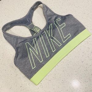 Nike women’s sports bra